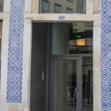 Bright Downtown Apartment Porto Exterior photo