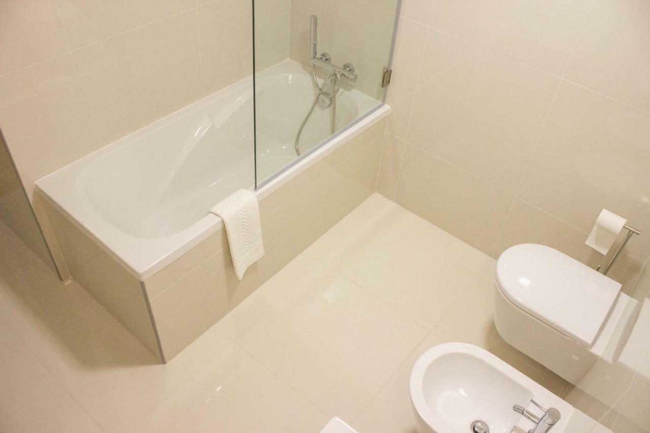 Bright Downtown Apartment Porto